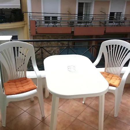 شقة فندقية Agalos لوترا إديبسو
